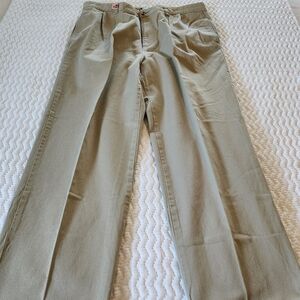 Tommy Hilfiger Vintage Chinos Size 38x32